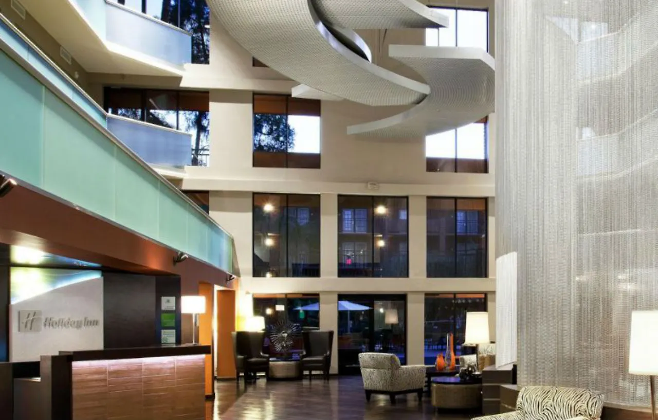 Hotel Holiday Inn And Suites Phoenix Airport North By Ihg