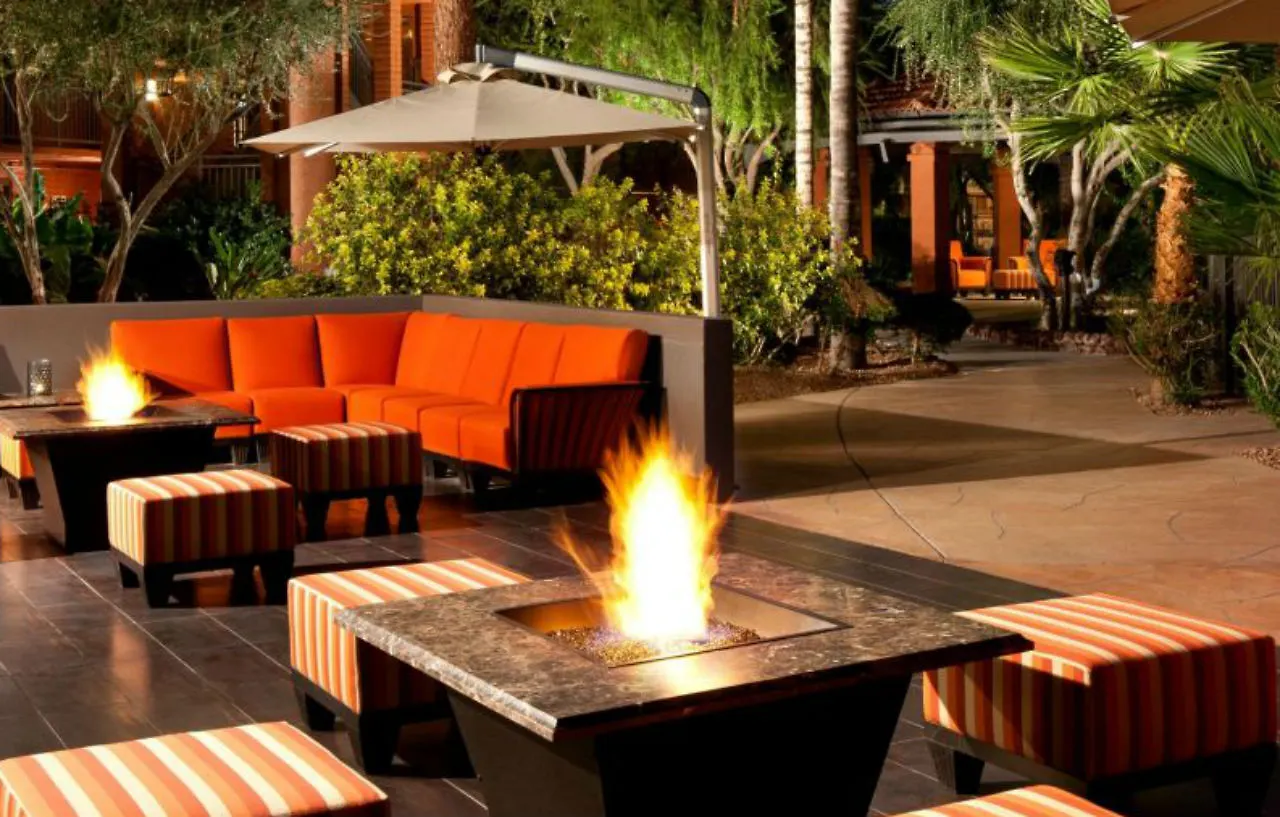 Holiday Inn And Suites Phoenix Airport North By Ihg United States